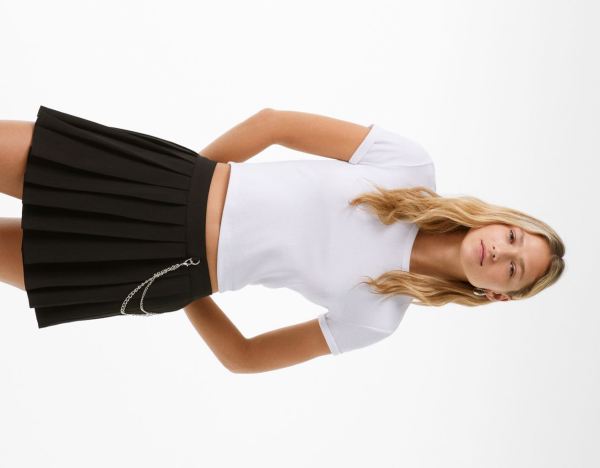 Bershka Box Pleat Mini With Chain Röcke Damen Schwarz | JBeIuX287yF