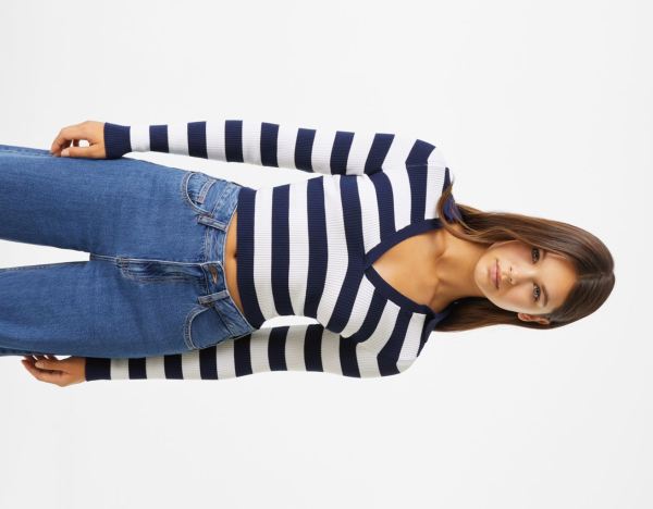 Bershka Gerippt Knit Top With Stripes And Polo Collar Strickwaren Damen Weiß | tiEFr7HoTe5