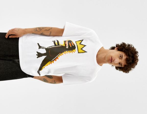 Bershka Regular-fit Kurzes Sleeve With A Jean-michel Basquiat Print T-shirts Herren Weiß | 80fIuarD7le