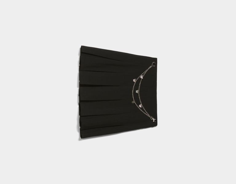 Bershka Box Pleat With Butterfly Chain Röcke Damen Schwarz | tknsqUJxtCZ