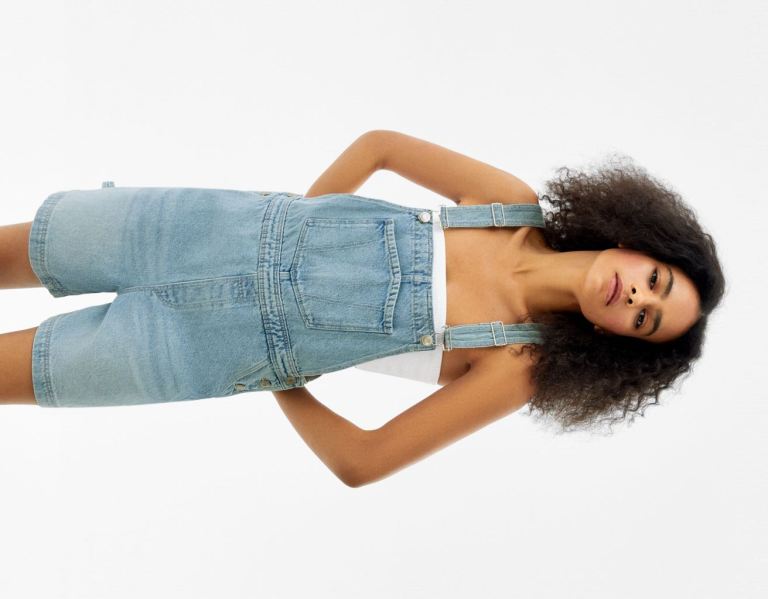 Bershka Denim Overalls With Carpenter Details Kleider Damen Hellblau | AL451fHicUo