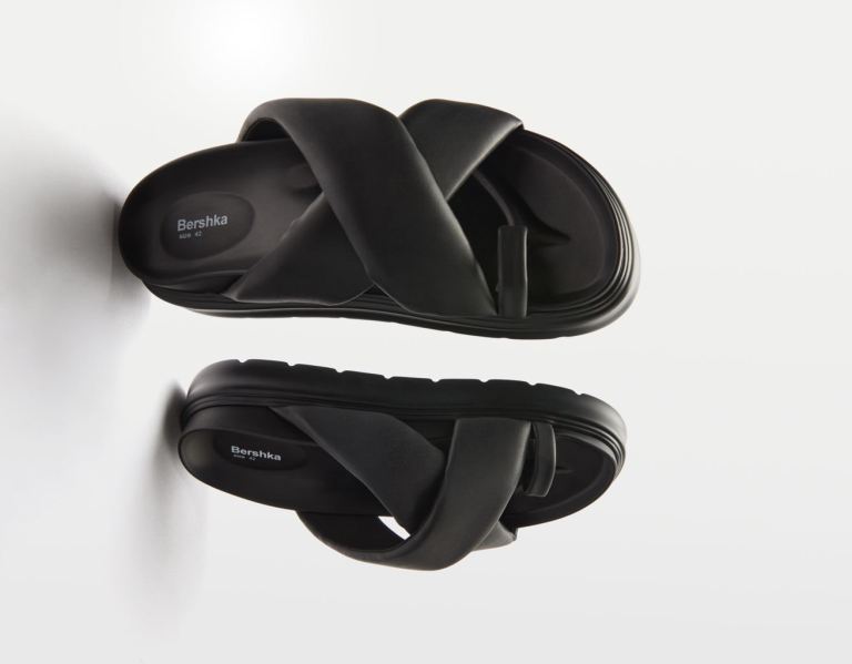 Bershka Gesteppt Crossover Sandalen Herren Schwarz | BScrxOU0kNb