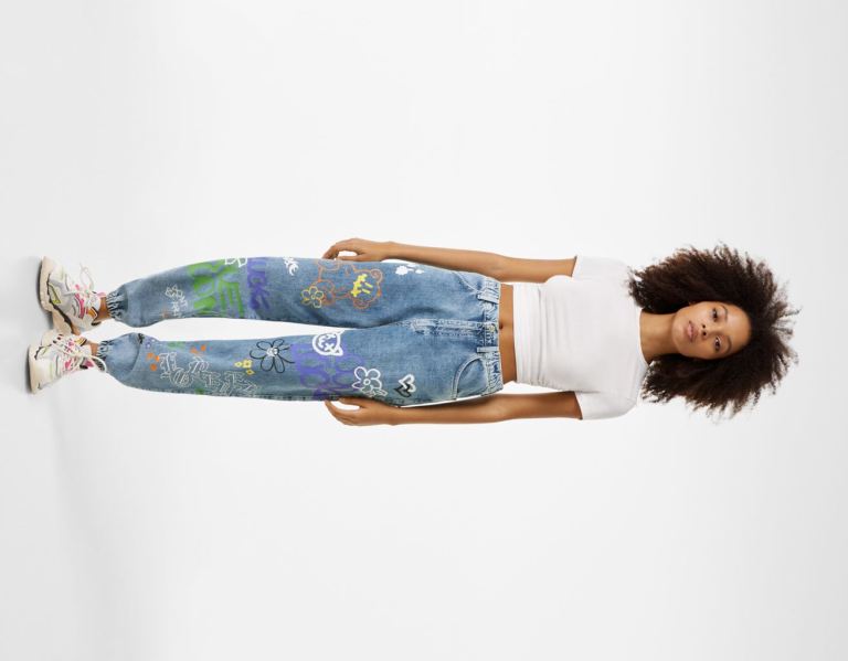 Bershka Graffiti Print Jogger Jeans Damen Blau | DCroAQbQ14s