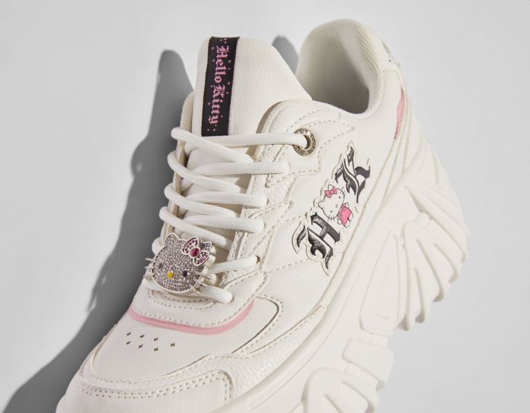 Bershka Hello Kitty Plattform With Rhinestone Detail Sneakers Damen Weiß | 66KSgqwtHlD