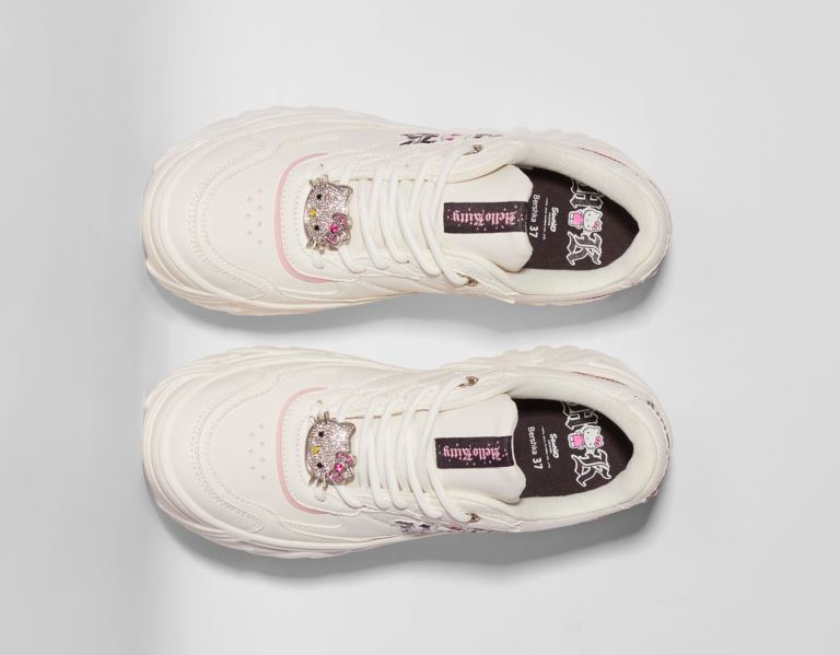 Bershka Hello Kitty Plattform With Rhinestone Detail Sneakers Damen Weiß | 66KSgqwtHlD