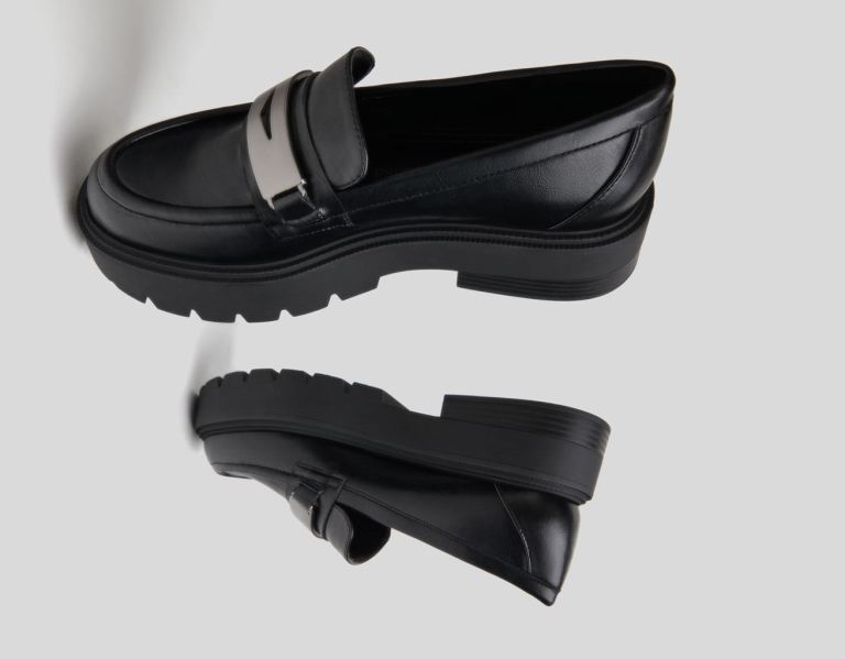 Bershka Loafers With Metallic Detail Anzüge Damen Schwarz | LswO120MHG0