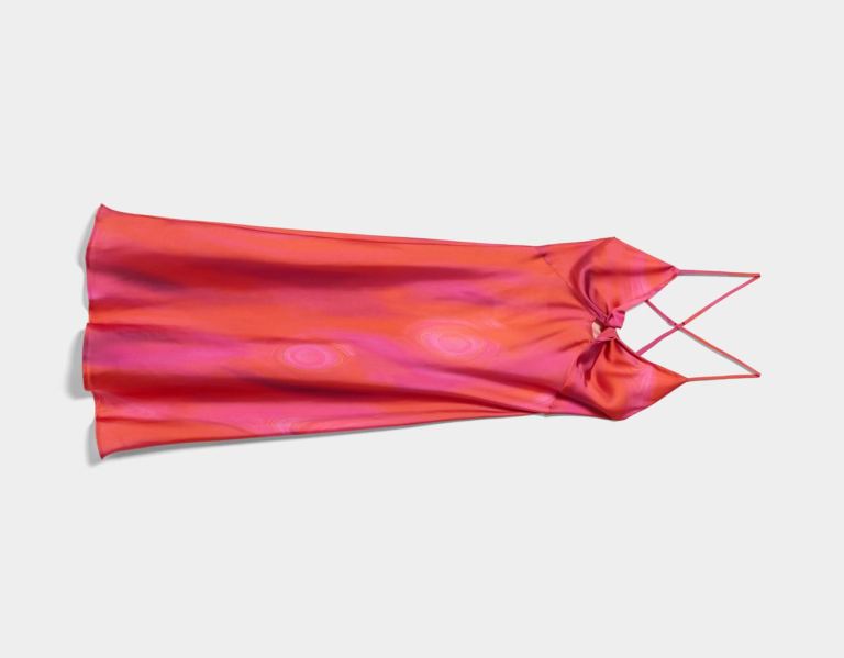 Bershka Long Satin With Front Cut Out Detail Kleider Damen Rot | bUn4CUJxgjt