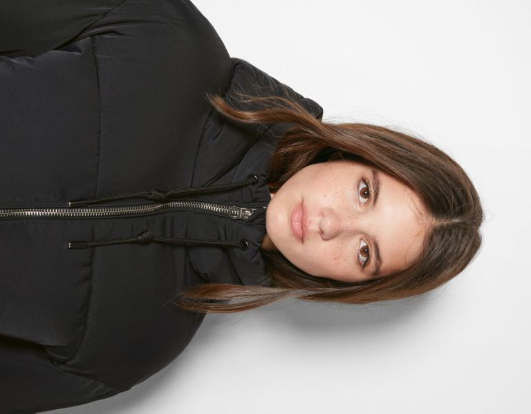 Bershka Oversize Mit Kapuze Puffer Jacke Damen Schwarz | PsHx3W3yzjB