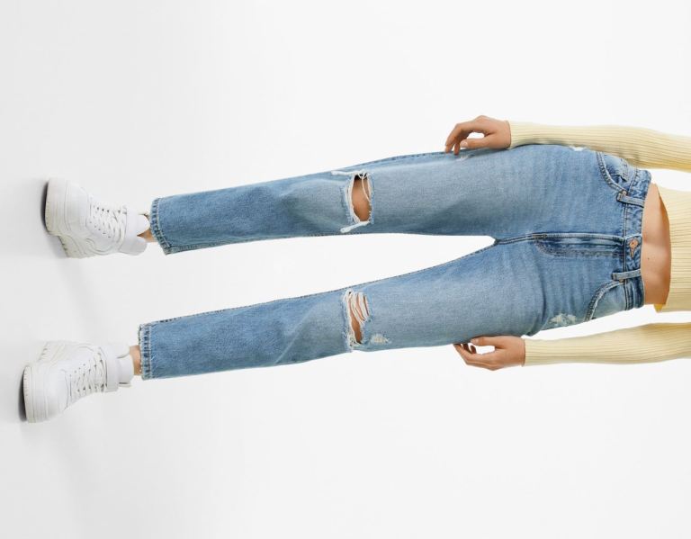 Bershka Ripped Mom Jeans Damen Blau | jWNx0czdiyQ