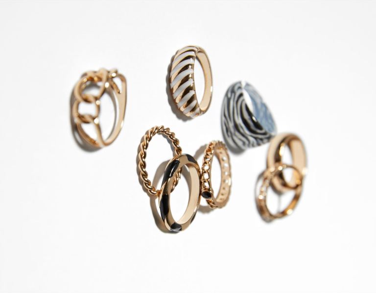 Bershka Set Of 8 Zebra Rings Schmuck Damen Gold | QDaoB1pPguf