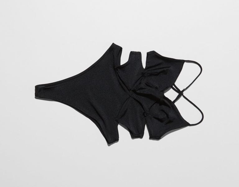 Bershka Triangle Cut-out Bodys Damen Schwarz | wBuF4EvhKdS